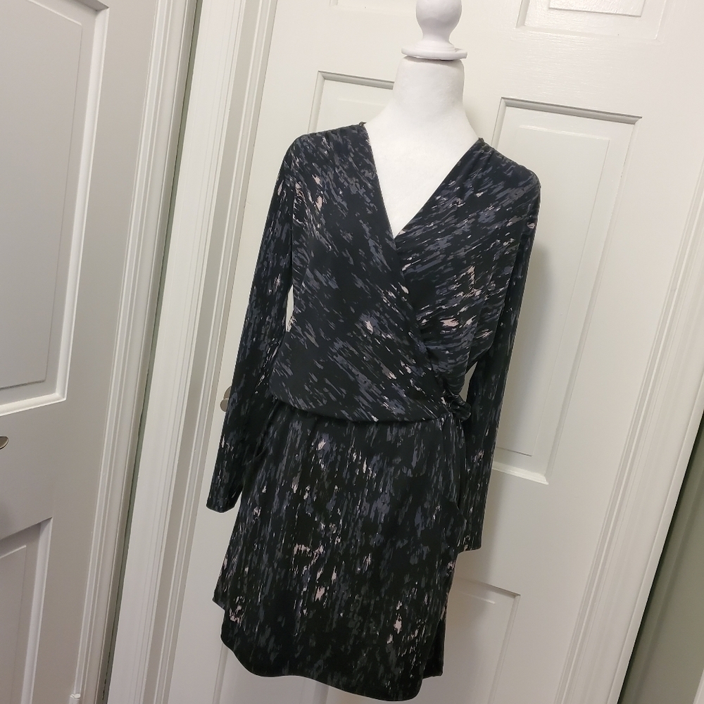 NWT Peyton Jensen Black Multicolored Emma Surplice Dress Size Small, Retail $88